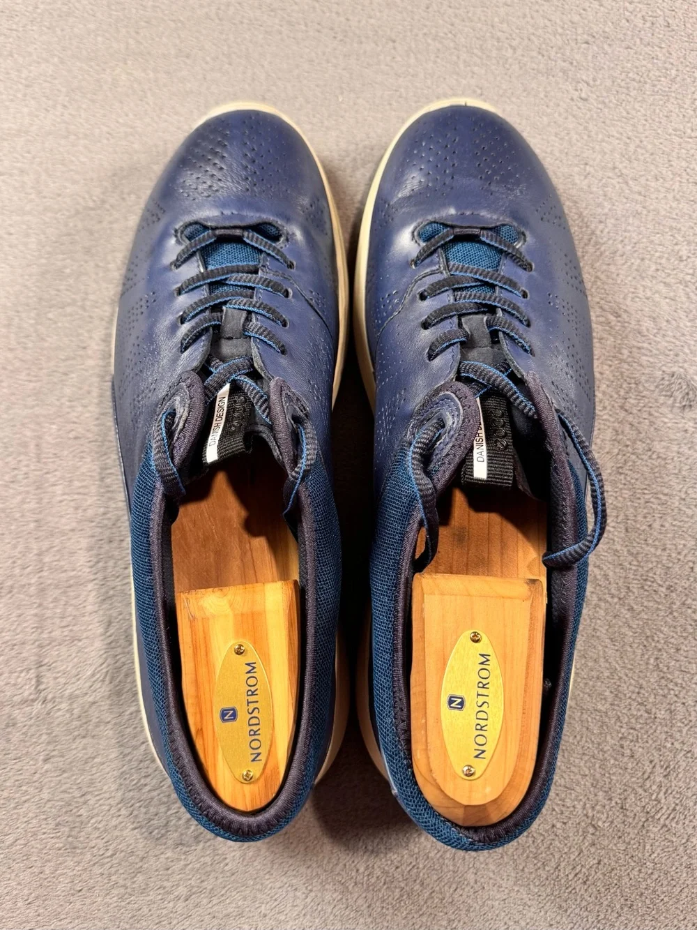 Ecco Danish Design Soft 5 Sneakers in Navy